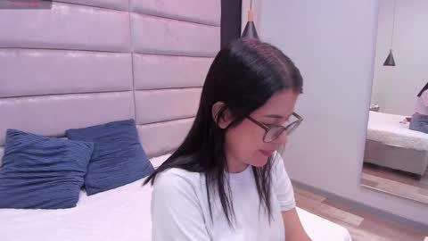 Snapshot of helenaphrodite chatting on 6, 2, 2025 Helen online show from 6, 2, 2025