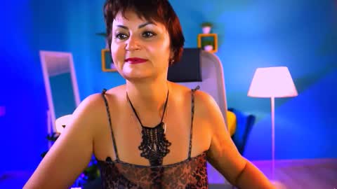 Snapshot of helenbeler chatting on 2, 10, 2025 helenbeler online show from 2, 10, 2025