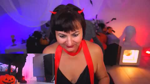 Snapshot of helenbeler chatting on 30, 10, 2025 helenbeler online show from 30, 10, 2025