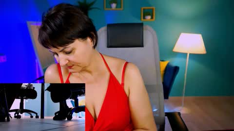 Snapshot of helenbeler chatting on 27, 11, 2025 helenbeler online show from 27, 11, 2025