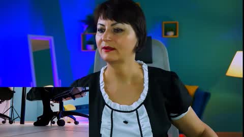 Snapshot of helenbeler chatting on 30, 11, 2025 helenbeler online show from 30, 11, 2025