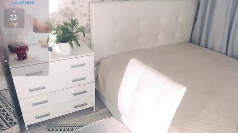 Helena Bonham online show from 10, 2, 2025