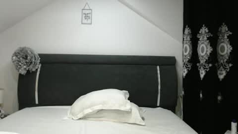 Snapshot of helenhelly chatting on 9, 1, 2025 helenhelly online show from 9, 1, 2025