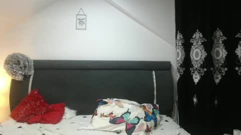 Snapshot of helenhot1989 chatting on 6, 3, 2025 helenhot1989 online show from 6, 3, 2025