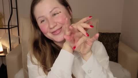 Helen online show from 4, 12, 2025