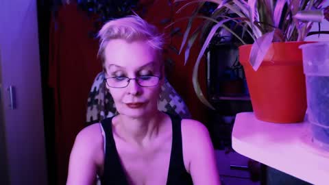 Helga online show from 25, 3, 2026