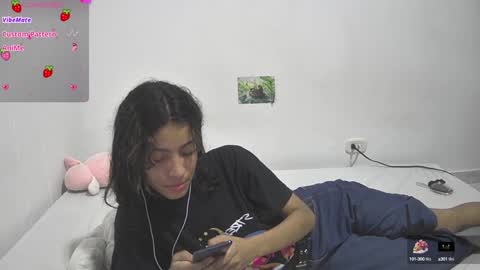 Helia Transfem and Amy online show from 14, 1, 2025