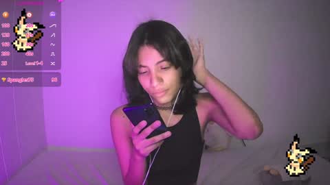 Helia Transfem and Amy online show from 21, 1, 2025