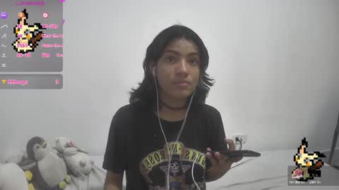 Helia Transfem and Amy online show from 24, 1, 2025