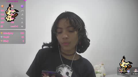 Helia Transfem and Amy online show from 25, 1, 2025