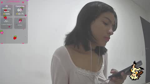 Helia Transfem and Amy online show from 7, 2, 2025