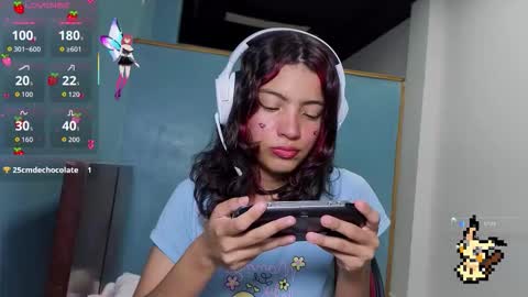 Helia Transfem and Amy online show from 11, 9, 2025