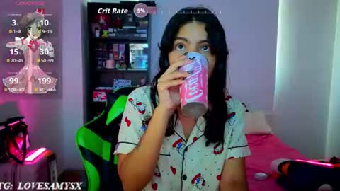 Snapshot of helia_n_amy chatting on 19, 6, 2026 Helia Transfem and Amy online show from 19, 6, 2026