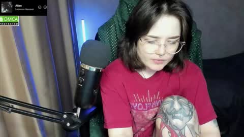 Red online show from 3, 2, 2026