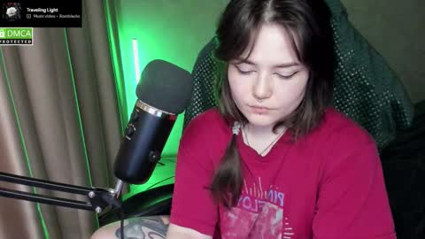 Red online show from 12, 2, 2026