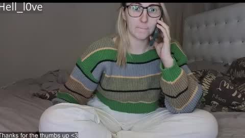 Snapshot of hell_l0ve chatting on 9, 12, 2024 Anastasiia online show from 9, 12, 2024