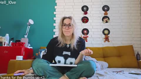 Snapshot of hell_l0ve chatting on 8, 2, 2025 Anastasiia online show from 8, 2, 2025