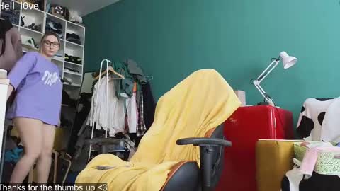 Snapshot of hell_l0ve chatting on 10, 3, 2025 Anastasiia online show from 10, 3, 2025