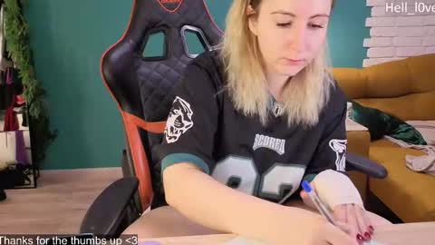 Snapshot of hell_l0ve chatting on 9, 2, 2026 Anastasiia online show from 9, 2, 2026