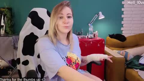 Snapshot of hell_l0ve chatting on 11, 2, 2026 Anastasiia online show from 11, 2, 2026