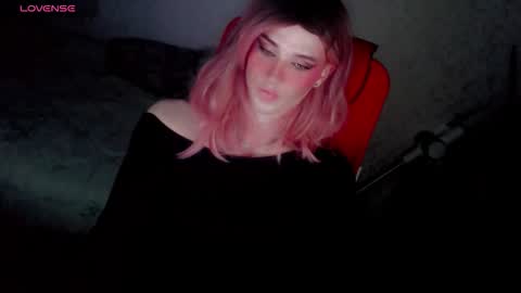 Helen Spellman online show from 18, 11, 2025