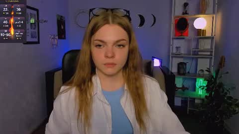 Snapshot of helli_belli chatting on 19, 6, 2026 Helli online show from 19, 6, 2026