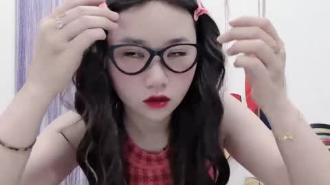 Snapshot of hellokitty_sexy chatting on 2, 5, 2026 hellokitty_sexy online show from 2, 5, 2026