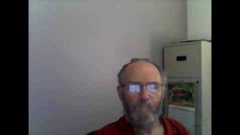 Snapshot of helopilot01 chatting on 17, 10, 2025 helopilot01 online show from 17, 10, 2025