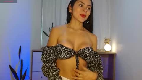 Snapshot of hema_gold chatting on 17, 9, 2025 HEMA online show from 17, 9, 2025