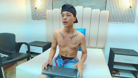 Henry online show from 25, 2, 2026