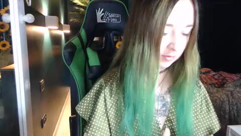 Snapshot of hentaishiing chatting on 9, 6, 2026 Hentaishiing online show from 9, 6, 2026