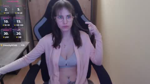 Snapshot of heraluna_ chatting on 16, 1, 2025 HeraLuna online show from 16, 1, 2025