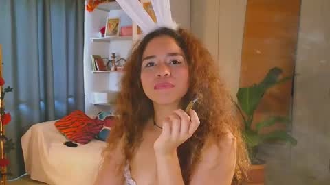 hercyqueen online show from 5, 4, 2026