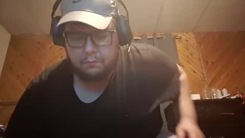 Snapshot of hereforbootyyy chatting on 4, 4, 2026 Hereforbootyyyy online show from 4, 4, 2026