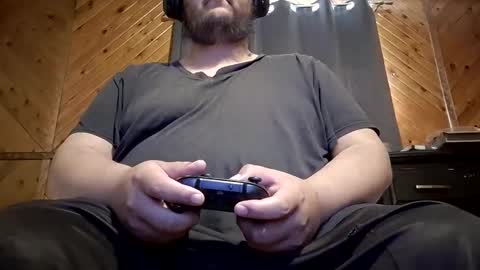 Hereforbootyyyy online show from 17, 5, 2026