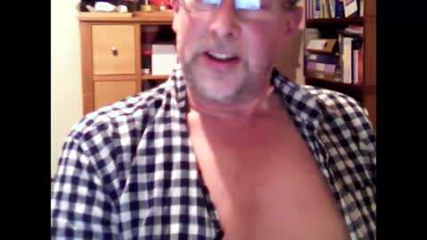 Snapshot of hereford66 chatting on 17, 12, 2024 hereford66 online show from 17, 12, 2024