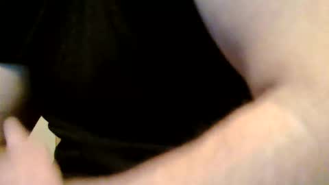 Snapshot of heretost chatting on 21, 4, 2026 mr D online show from 21, 4, 2026