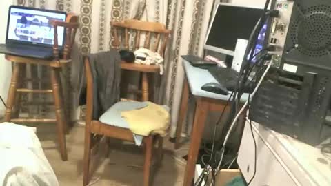 mature online show from 28, 11, 2025