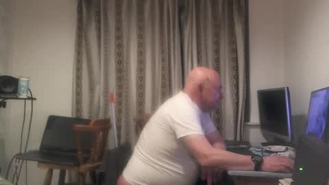 Snapshot of hermeneutika chatting on 8, 6, 2026 mature online show from 8, 6, 2026
