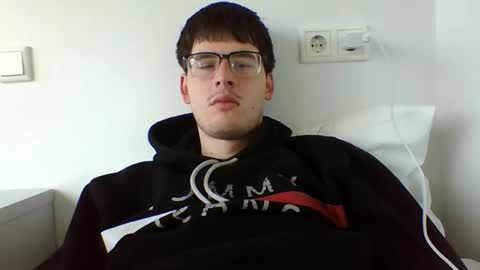 Snapshot of hernuskriel chatting on 14, 4, 2026 hernuskriel online show from 14, 4, 2026