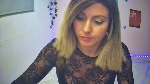 Hestesiaxx online show from 21, 3, 2026