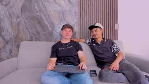 heteros men online show from 28, 9, 2025