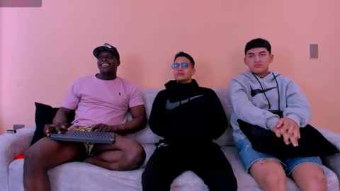 heteros men online show from 29, 11, 2025