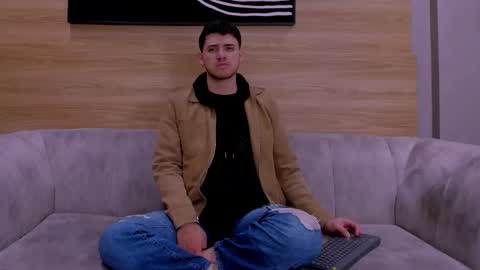 heteros men online show from 20, 12, 2025