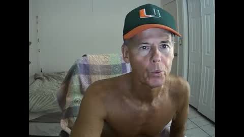 Snapshot of hewes1 chatting on 20, 9, 2025 hewes1 online show from 20, 9, 2025