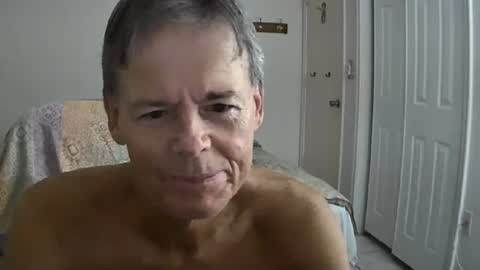 Snapshot of hewes1 chatting on 29, 9, 2025 hewes1 online show from 29, 9, 2025