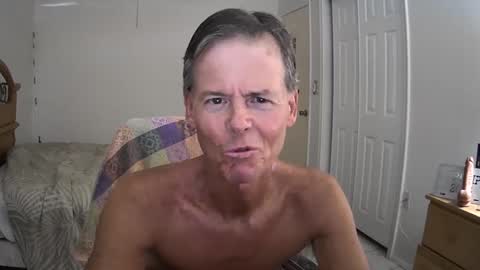 Snapshot of hewes1 chatting on 1, 10, 2025 hewes1 online show from 1, 10, 2025