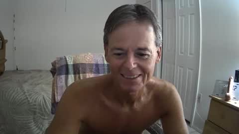 Snapshot of hewes1 chatting on 3, 10, 2025 hewes1 online show from 3, 10, 2025