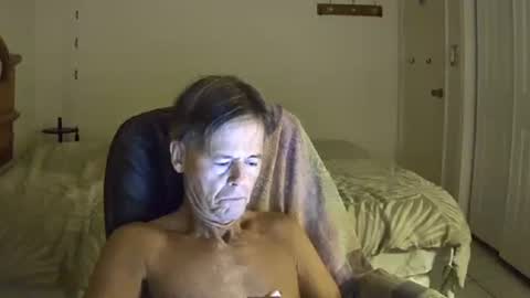 hewes1 online show from 15, 12, 2025