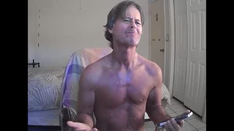 Snapshot of hewes1 chatting on 19, 3, 2026 hewes1 online show from 19, 3, 2026